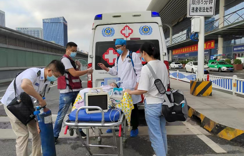 双柏县救护车出租公司