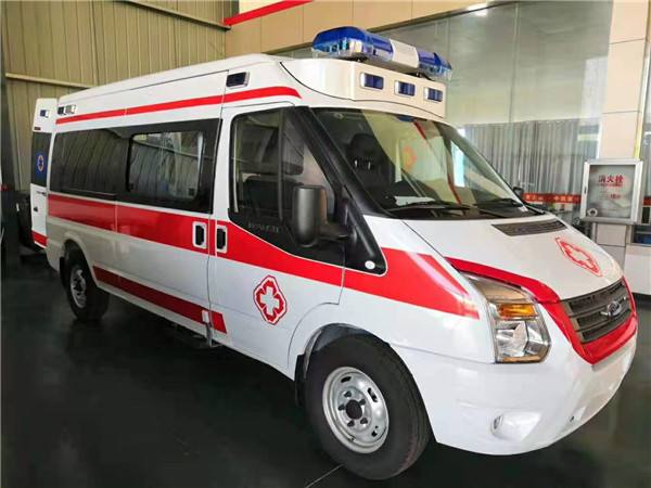 双柏县福特V362救护车